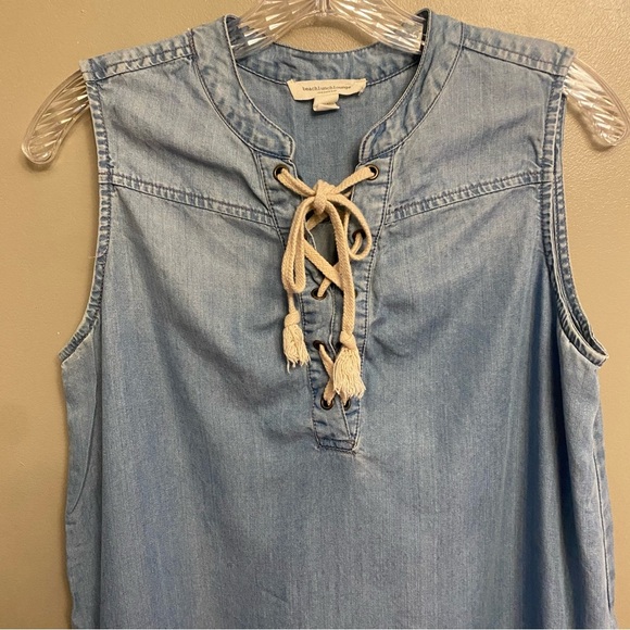 Beach lunch lounge chambray sleeveless lace up yoke mini dress Medium women’s - Picture 3 of 11